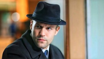 شخص نصاب بيستغل اخوه المريض وبيراهن عليه في لعبة الموت وبيكسب من وراه فلوس كتير-ملخص فيلم (13)