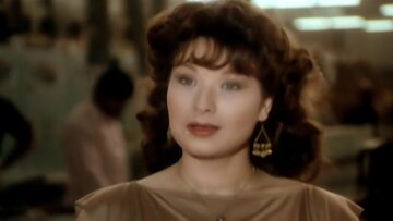 فيلم خيوط العنكبوت