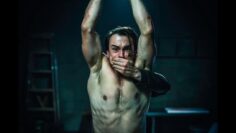 عائلة اكلي لحوم البشر بيخطفوا شاب عشان ابنهم ياكلو لكن ميعرفوش انهم خطفوا الشخص الخطأ