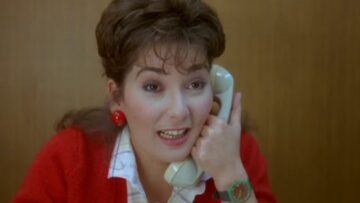 فيلم بطل من ورق