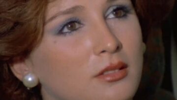 نجلاء فتحى و حسين فهمى و ليلى صادق و احمد مظهر و الفيلم الرومانسى الرائع ( حب بجنون )